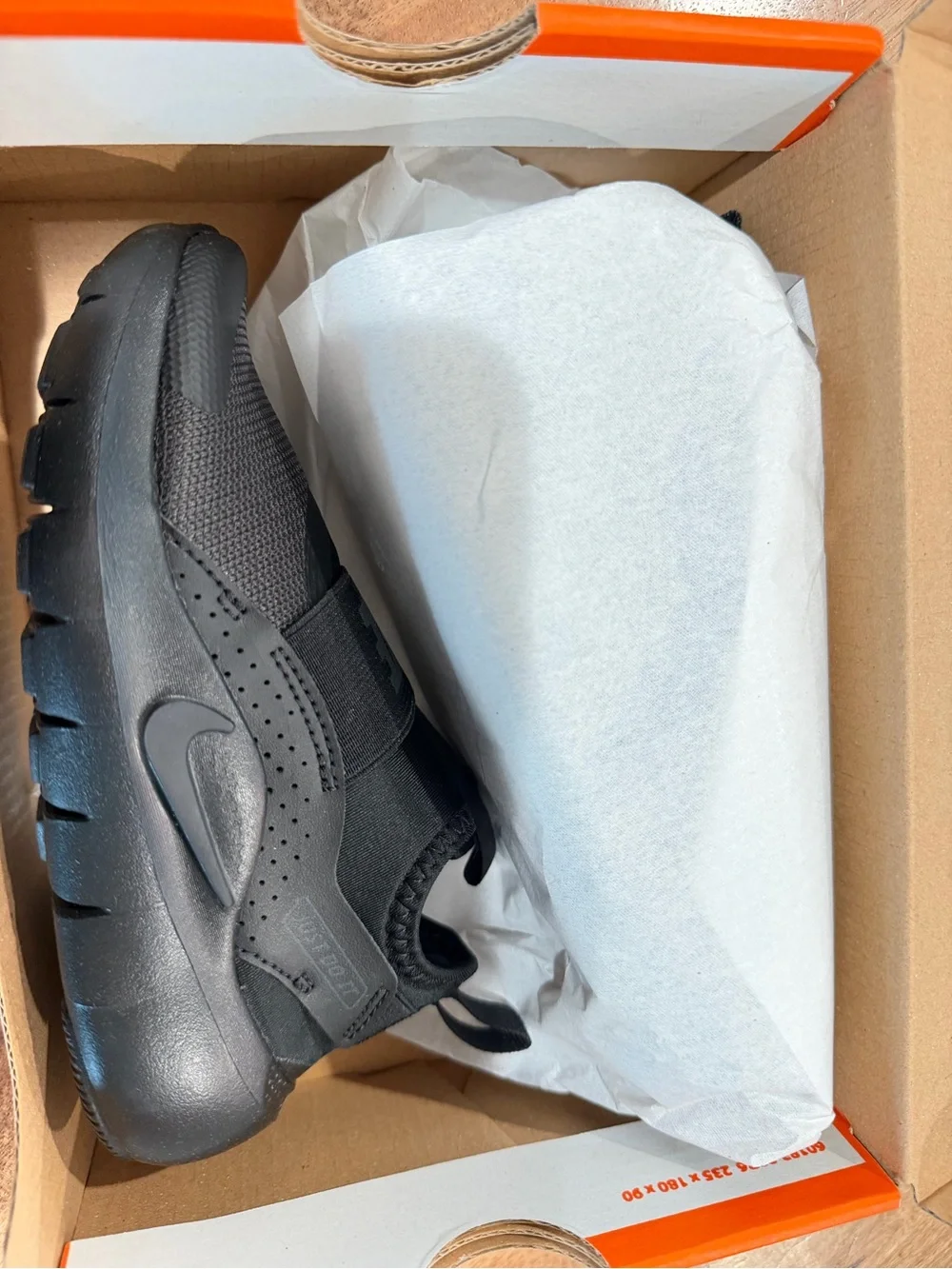 Nike slip design